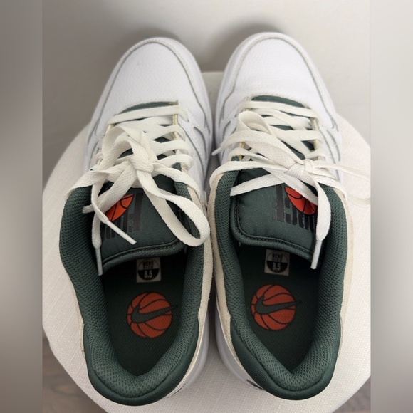 Nike Court Vision Low White Green Size (8.5 B71)✨ - Picture 7 of 13